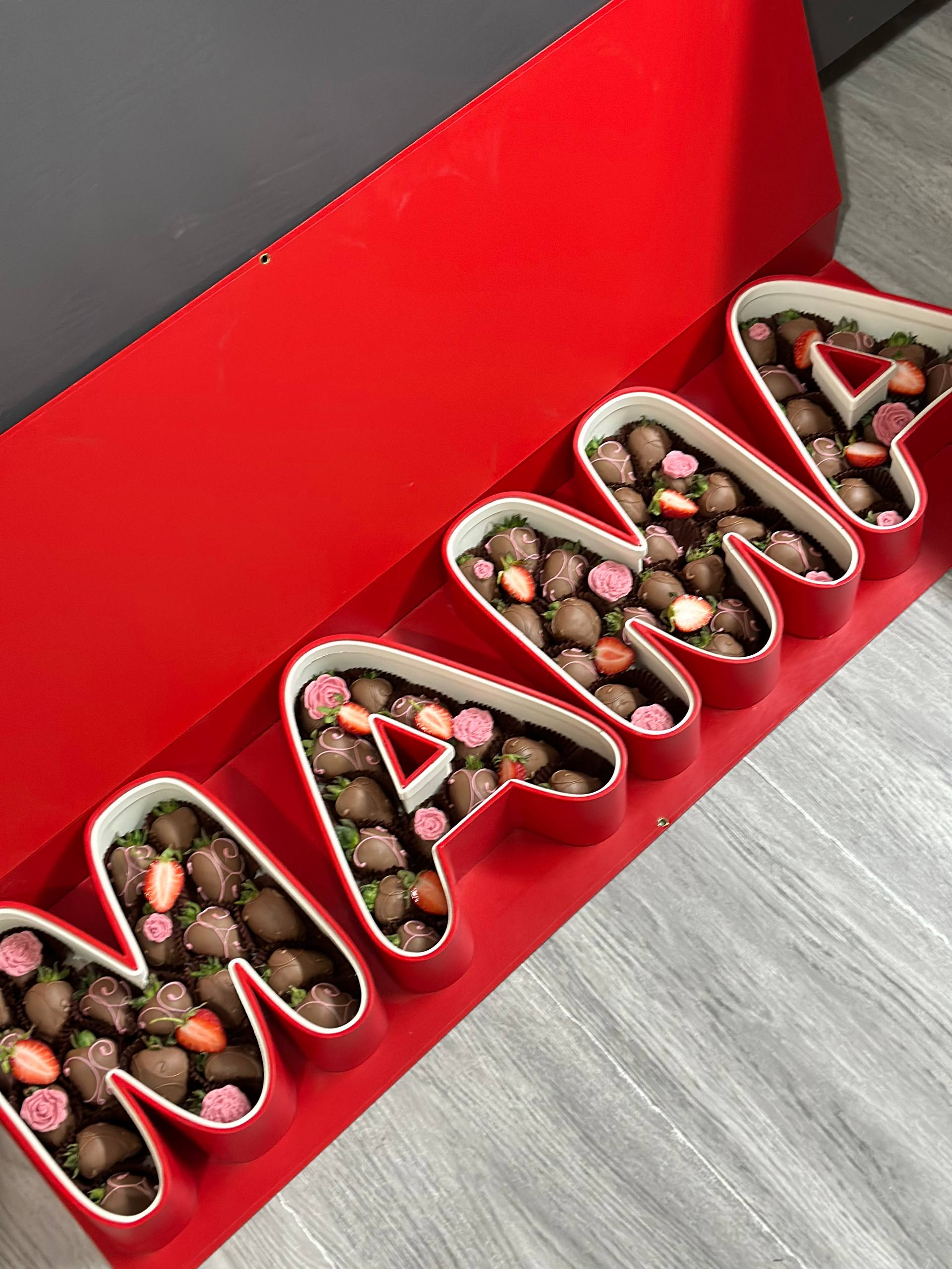 Золотая витрина