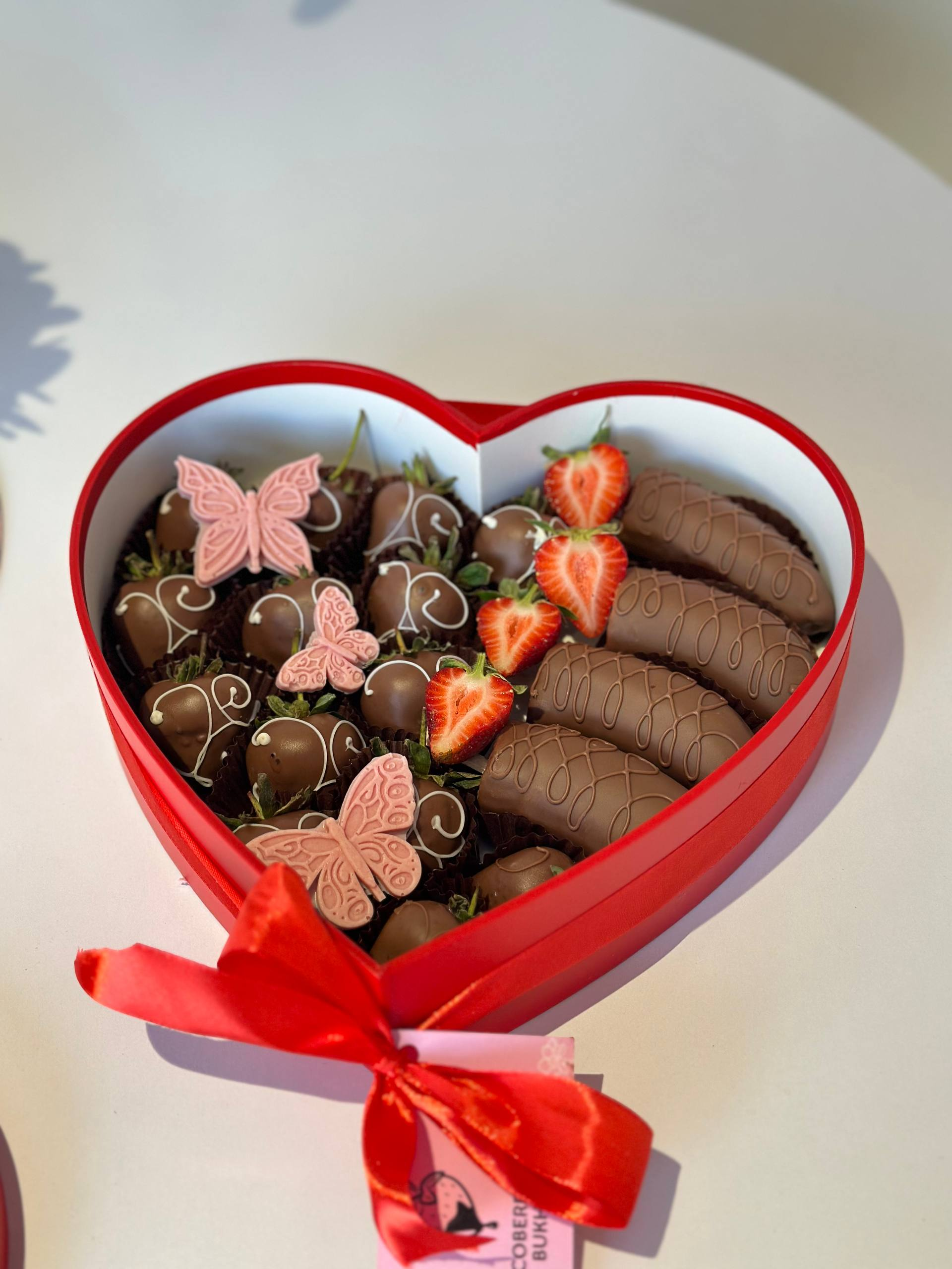 Клубничный бокс